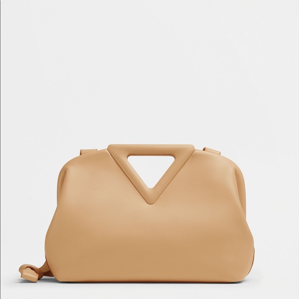 BOTTEGA VENETA POINT BAG ALMOND